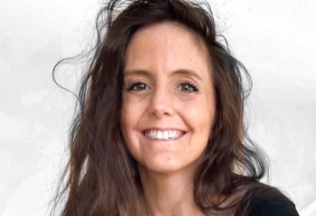 Portrait of Kelly Owens